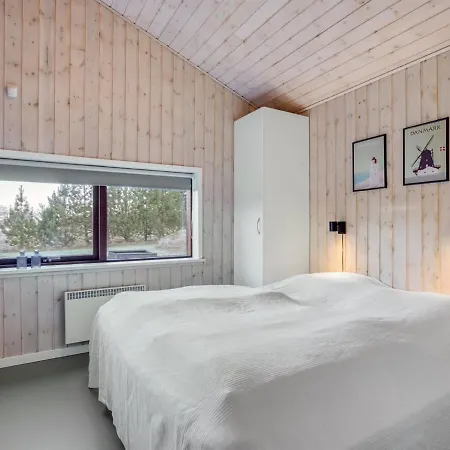 Holiday home Sirpa - 1km From The Sea In Ne Jutland By Interhome *